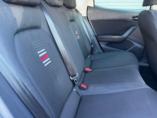 Seat IBIZA 1.6 TDI FR 5deurs Airco/ECC,Cruisecontrol,Navigatie
