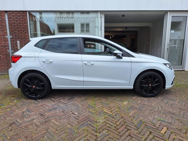 Seat IBIZA 1.0 TSI Style Business Intense /Camera/Navi/17inch/Apple/Android/Garantie