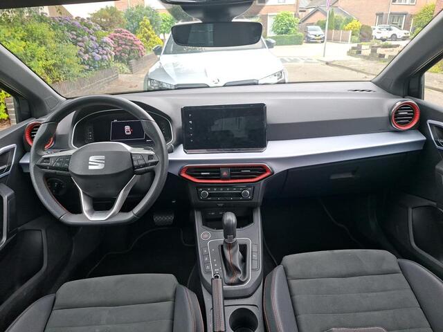 Seat IBIZA 1.0 TSi 115pk FR Business Connect | Panoramadak | Alcantara | Keyless