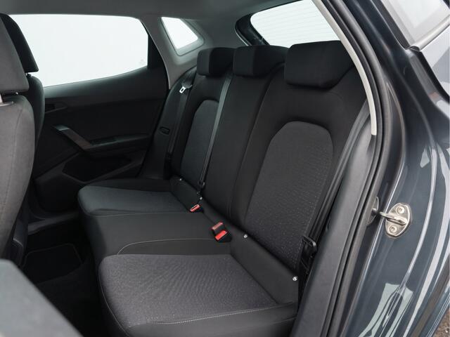 Seat IBIZA 1.0 EcoTSI FR | Voorstoelen verwarmd | Adaptive Cruise Control | Apple Carplay/Android Auto | Parkeersensor voor en achter |