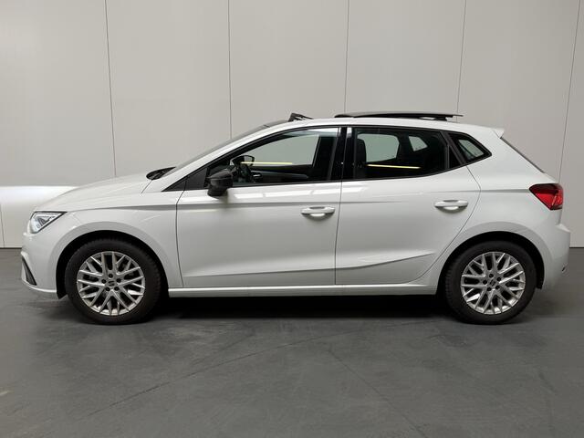 Seat IBIZA 1.0 TSI FR / 7.400 KM/ PANO/ 110 PK/ CAMERA/ PARK. SENSOREN/ LED PLUS/ CRUISE/ VIRTUAL COCKPIT/ FULL LINK/ RIJ MODI/ LANE ASSIST/ NAVI/ CLIMA/ DAB