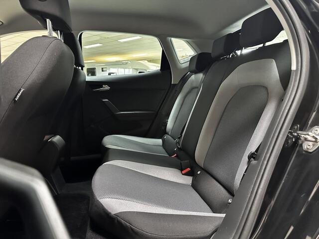 Seat IBIZA 1.6 TDI Style Business Intense/ Adaptive Cruise/ Apple + Android/ Camera/ LED Dagrijverl./ Extra getint glas/ Navi/ Airco/ Elek. pakket/ Isofix/ Bluetooth/ Multi. LEDER. Stuur/ PDC.