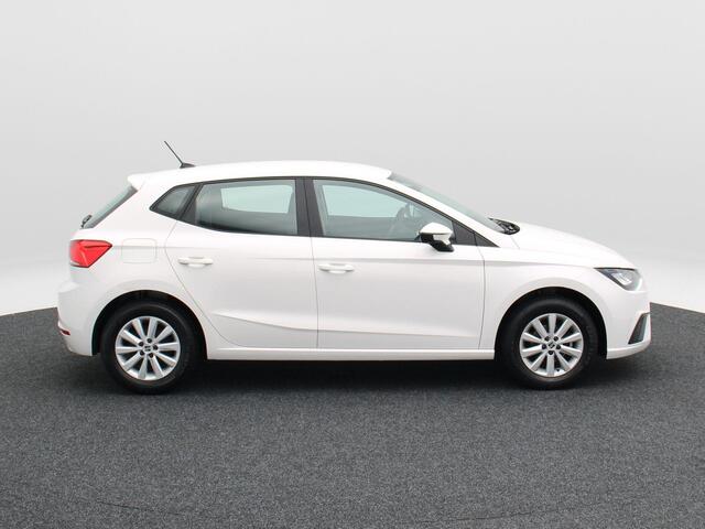 Seat IBIZA 1.0 EcoTSi Style | Cruise Control | Airco | Parkeersensoren | CarPlay | 15 Inch | 29.984 Km !!