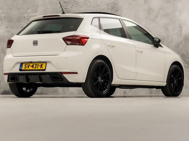 Seat IBIZA 1.0 TSI Intense Sport (PANORAMADAK, APPLE CARPLAY, GROOT NAVI , CAMERA, SPORTSTOELEN, LM VELGEN, GETINT GLAS, NIEUWSTAAT)
