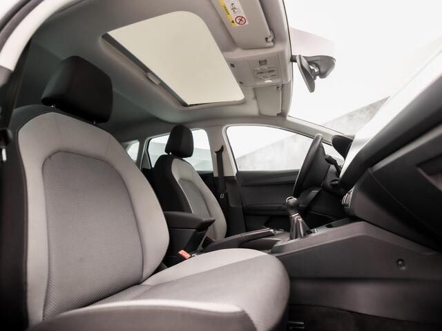 Seat IBIZA 1.0 TSI Intense Sport (PANORAMADAK, APPLE CARPLAY, GROOT NAVI , CAMERA, SPORTSTOELEN, LM VELGEN, GETINT GLAS, NIEUWSTAAT)