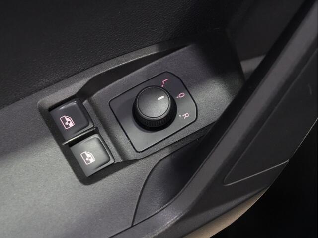 Seat IBIZA 1.0 EcoTSI Style PDC LM velgen Apple Carplay/Android Auto 183