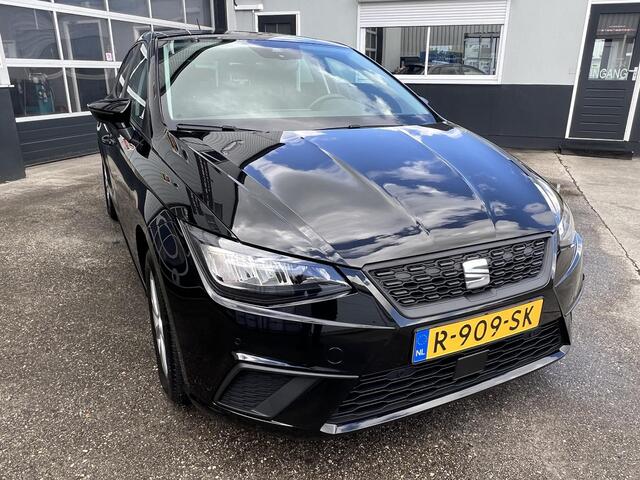 Seat IBIZA 1.0 EcoTSI Style Business Connect Apple CarPlay Stoelverw. PDC Lm velg Navi Virtual Cockpit LED