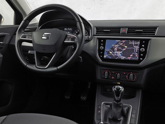Seat IBIZA 1.0 TSI Business Sport (GROOT NAVI, APPLE CARPLAY, GETINT GLAS, CAMERA, CRUISE, LM VELGEN, NIEUWE APK, NIEUWSTAAT)