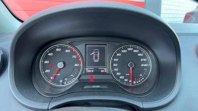 Seat IBIZA 1.0 EcoTSI Style Connect CARPLAY / NAVI / AIRCO / PDC / BLUETOOTH / CRUISE / NL-AUTO