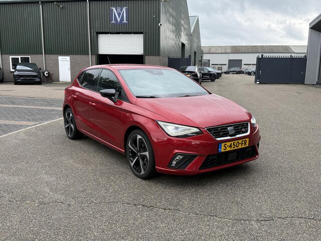 Seat IBIZA 1.0 EcoTSI FR 18 INCH PUK VELGEN| PARKEERSENSOREN| RIJKLAAR GELEVERD INCL. 12 MND BOVAG GARANTIE| ORIGINEEL NEDERLANDS GELEVERD NAP| FULL LED| CARPLAY