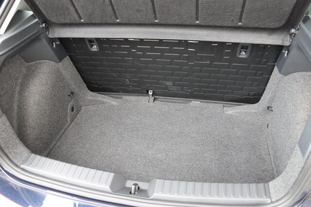 Seat IBIZA 1.0 MPI Reference 80pk