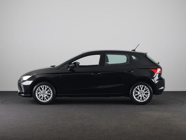 Seat IBIZA Style 1.0 EcoTSI 95 PK | Midnight Black Metallic | Apple Carplay | Park Assist | Cruise Control