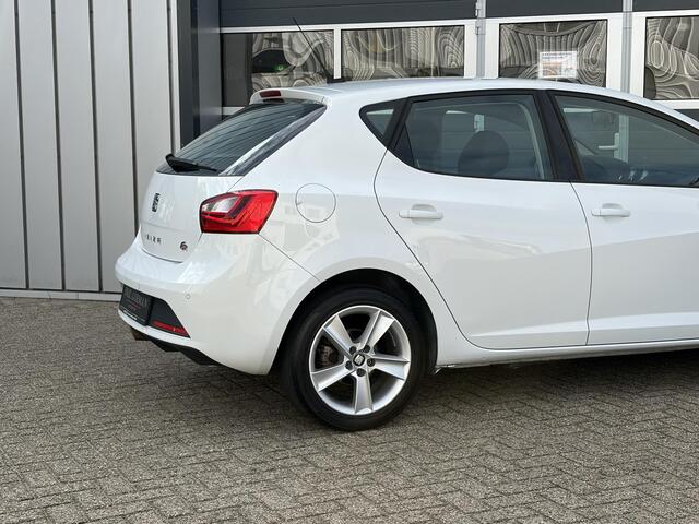 Seat IBIZA 1.2 TSI FR | Stoelverwarming | Parkeer sensoren | Climate | CV |