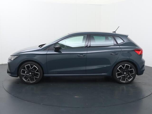 Seat IBIZA 1.0 EcoTSI FR Business Connect | 95 PK | Adaptive Cruise Control | Achteruitrijcamera | Dodehoek detectie | Keyless Entry | Kuipstoelen | Travel Assist | Climate control | Draadloze telefoonlader | LED verlichting | Sfeerverlichting | Stoelverwarming | Lichtmetalen velgen 18" | Parkeersensoren | Apple Carplay / Android Auto |