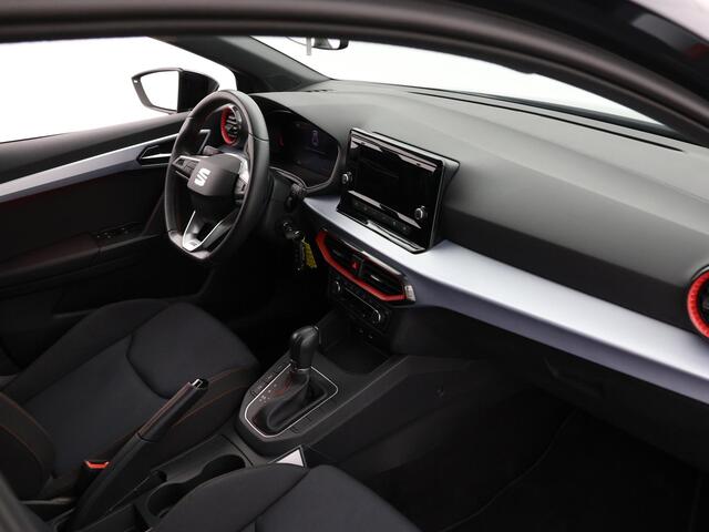 Seat IBIZA 1.0 EcoTSI 115pk DSG FR Business Connect · Apple/Android Car Play · Sportstoelen · Navigatie · Sfeerverlichting · Clima ·