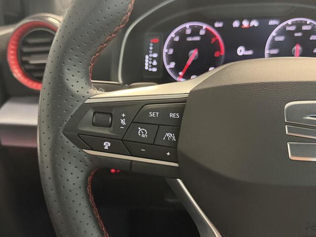 Seat IBIZA 1.0 EcoTSI FR | Adaptieve cruise | Sfeer | Keyless | Digidash | Clima | Stoelverwarming | Achteruitrijcamera | Carplay |