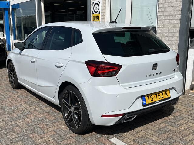 Seat IBIZA 1.0 TSI FR Business Intense / ACC/ FULL LINK/ PARK.SENSOREN V+A/ CAMERA/ KEYLESS/ RIJ-MODI/ NAVI/ DAB/ CLIMA/ 18'' LMV