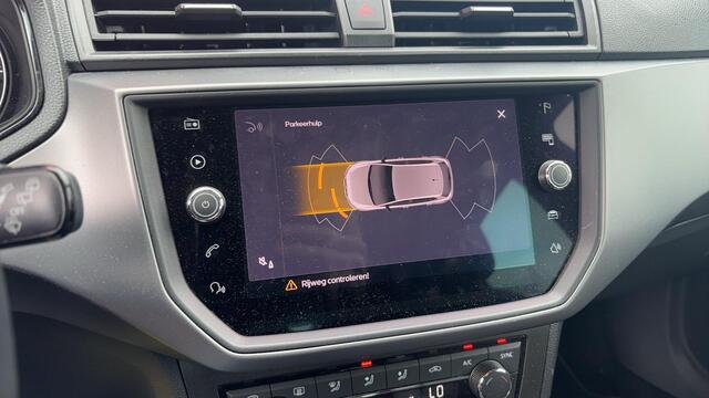 Seat IBIZA 1.0 TSI Style Business Intense CAMERA / CARPLAY / NAVI / CLIMA / PDC / BLUETOOTH / CRUISE / NL-AUTO