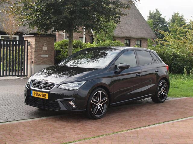 Seat IBIZA 1.0 TSI FR Business Intense | Camera | Apple Carplay | Trekhaak | Virtual Cockpit | NL-Auto |