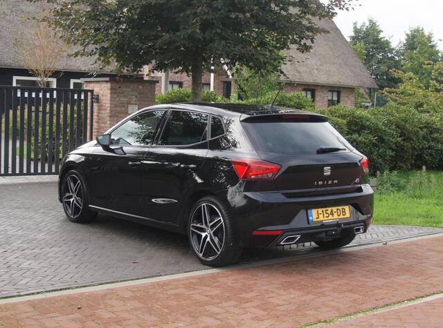 Seat IBIZA 1.0 TSI FR Business Intense | Camera | Apple Carplay | Trekhaak | Virtual Cockpit | NL-Auto |
