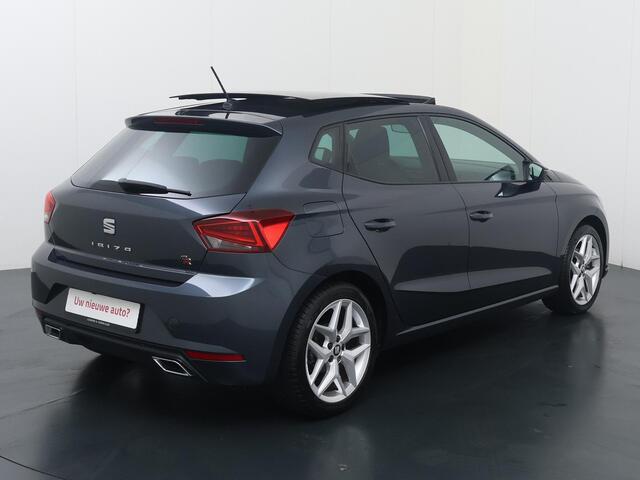 Seat IBIZA 1.0 TSI FR Business Intense | 116 PK | Achteruitrijcamera | Panoramadak | Cruise control | Climate control | LED verlichting | Draadloze telefoonlader | Navigatiesysteem | Parkeersensoren | Sfeerverlichting | Stoelverwarming | Apple Carplay / Android Auto |