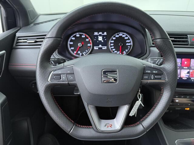 Seat IBIZA 1.0 TSI FR Business Intense | 116 PK | Achteruitrijcamera | Panoramadak | Cruise control | Climate control | LED verlichting | Draadloze telefoonlader | Navigatiesysteem | Parkeersensoren | Sfeerverlichting | Stoelverwarming | Apple Carplay / Android Auto |