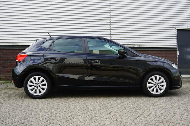 Seat IBIZA 1.0 TSI Style Business Intense/CARPLAY/CAMERA!