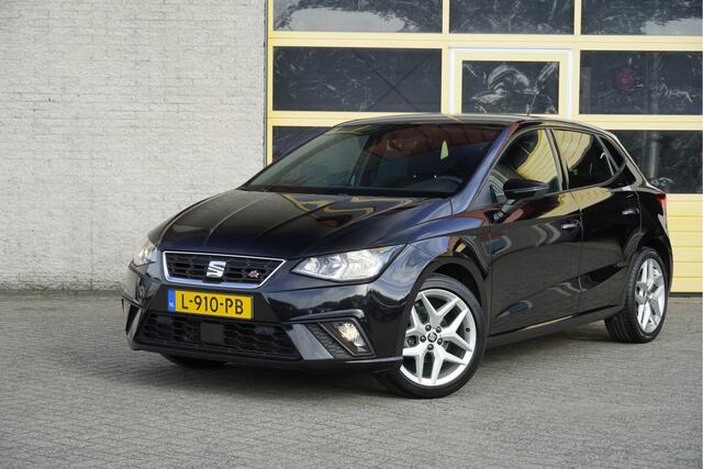 Seat IBIZA 1.0 TSI 5drs FR Business Intense BJ2021 Lmv 17" | Led | Pdc | Achteruitrijcamera | App-Connect | Navi | Sfeerverlichting | Climate control | Cruise control | Sportstoelen | Zwarte hemel | Extra getint glas