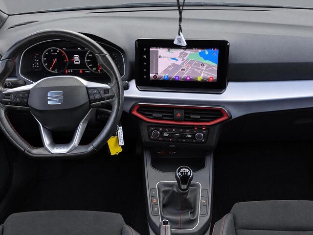 Seat IBIZA 1.0 EcoTSI 95pk FR Business Intense · Camera · Navigatie · Apple/Android Car Play · Stoelverwarming · Garantie t/m 26-04-2027 of 100000km.