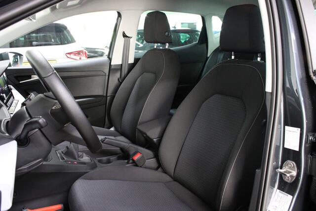 Seat IBIZA 1.0 EcoTSI Style Business Connect / Stoelverwarming / Carplay / Android auto / PDC voor + achter /