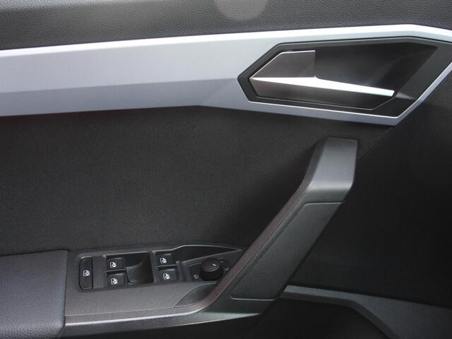 Seat IBIZA 1.0 TSI 110pk DSG FR Automaat Navigatie Apple Carplay/Android Auto Camera Parkeersensoren Adaptive cruise control Keyless Entry/Start Virtual Cockpit Stoelverwarming Ledverlichting Getinte ramen – foto 10