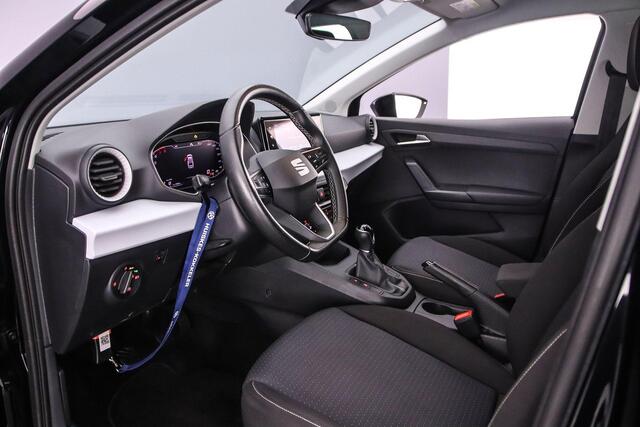 Seat IBIZA Style Business Intense 1.0 TSI 95pk Navigatie, Cruise control, Parkeersensoren, App connect, LED koplampen, Airco, DAB, Radio, Bluetooth, Stoelverwarming