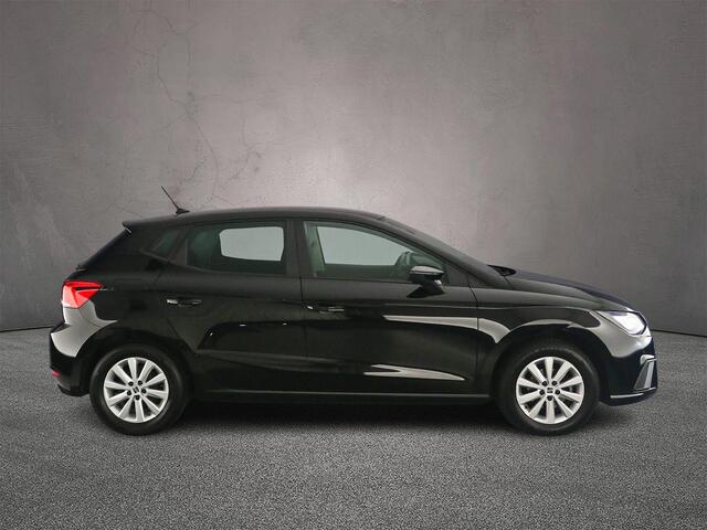 Seat IBIZA Style Business Intense 1.0 TSI 95pk Navigatie, Cruise control, Parkeersensoren, App connect, LED koplampen, Airco, DAB, Radio, Bluetooth, Stoelverwarming