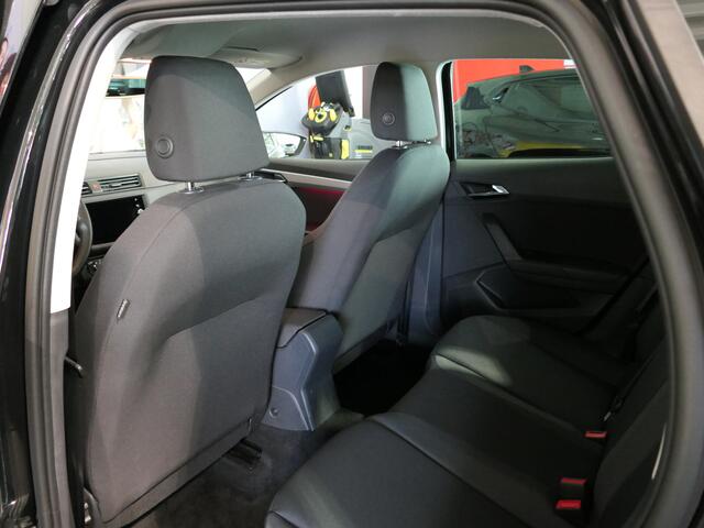 Seat IBIZA 1.0 TSI FR Business Intense - Led koplampen - DAB - Apple Carplay / Android auto