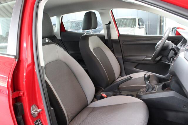 Seat IBIZA 1.0 TSI Style / Apple carplay / Android auto / Trekhaak / Airco /