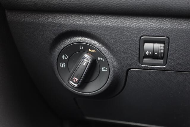 Seat IBIZA 1.0 TSI FR Business Intense 95PK / 70kW, Achteruitrijcamera (Rear View), parkeersensoren voor en achter (PDC), dynamic chassis control (DCC), 17" LMV, cruise control, sportstoelen, elektrisch verstel- en inklapbare buitenspiegels, Apple Carplay & Android Auto, DAB+, 2-zone climatronic etc. – foto 9