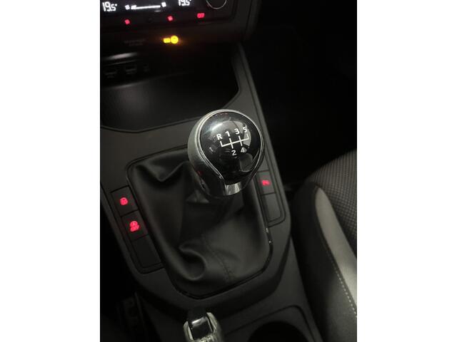 Seat IBIZA 1.0 TSI Style Business Intense ECC/APPLE/CAMERA/CRUISE/LMV – foto 10