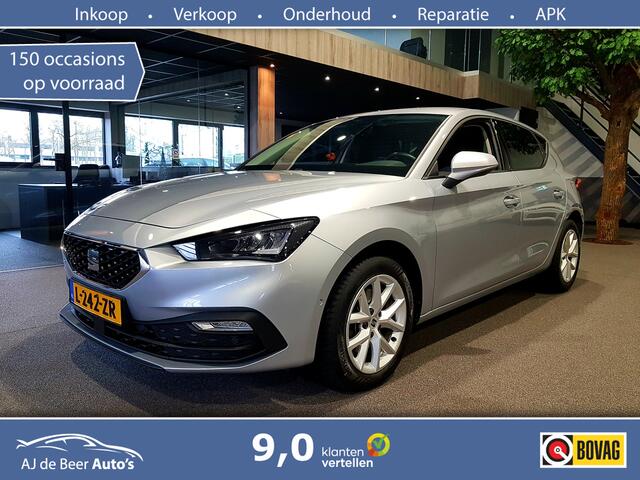 Seat LEON 1.0 TSI Style Business Intense Digitaal dash | Trekhaak | Navi | Sensoren
