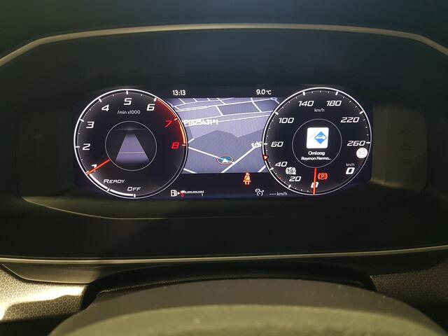 Seat LEON 1.0 TSI Style Business Intense Digitaal dash | Trekhaak | Navi | Sensoren