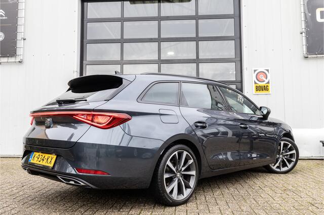 Seat LEON Sportstourer 1.5 eTSI FR Launch Edition ?NAV?Trekhaak?19inch?CAM