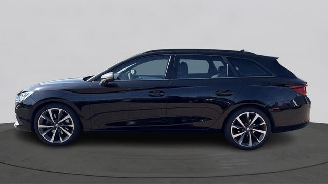 Seat LEON Sportstourer 1.5 eTSI FR Business Intense