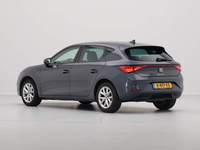 Seat LEON 1.0 TSI 110pk Style Business Intense Trekhaak Navigatie Camera Acc