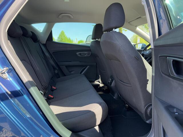 Seat LEON 1.0 EcoTSI Style Connect 2e Eigenaar,Clima,Cruise,Pdc,6 Bak,Dealer Onderhouden,116pk,Lmv,Nieuwe Apk bij Aflevering