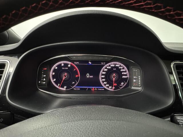 Seat LEON ST 1.5 TSI FR Ultimate Edition | Open Dak | Virtual Cockpit | Achteruitrijcamera |