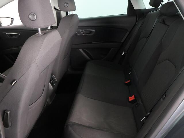 Seat LEON ST 1.0 EcoTSI Style Connect | Navigatie | Trekhaak | Parkeersensoren |