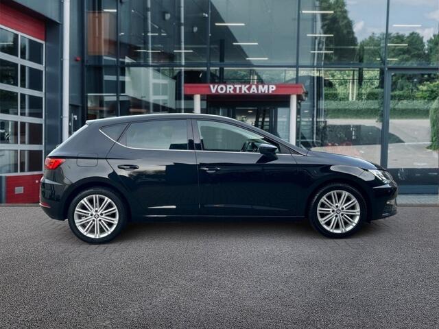 Seat LEON 1.5 TSI DSG XCELLENCE LEDEREN/CAMERA/TREKHAAK/NAVI/CARPLAY/