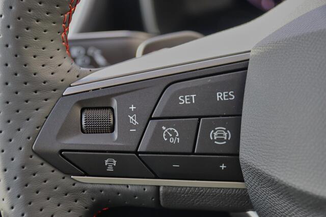Seat LEON Sportstourer FR Business Intense 1.0 eTSI 81kW / 110pk 7 versn. DSG | Panoramadak |