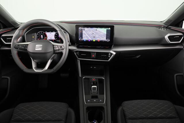 Seat LEON FR Business Intense 1.5 eTSI 150pk | Navigatie | 18 inch Lichtmetalen velgen | Parkeercamera