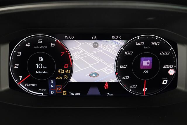 Seat LEON FR Business Intense 1.5 eTSI 150pk | Navigatie | 18 inch Lichtmetalen velgen | Parkeercamera