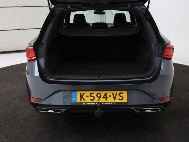Seat LEON 1.4 TSI eHybrid PHEV FR | Trekhaak | Carplay | Full LED | Navigatie | Sportstoelen | Climate control | Parkeerhulp | Cruise control